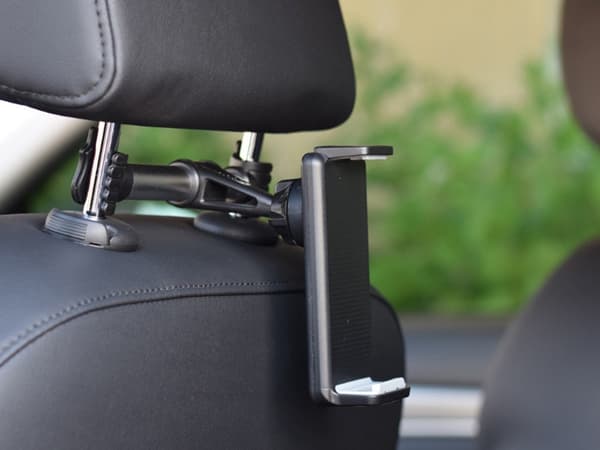 Nakkestøtteholder til bil til mobil/tablet 11–19 cm sort
