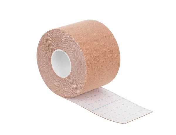 Brösttejp bröstlyft beige 5 m x 5 cm med 10 skyddsnipplar
