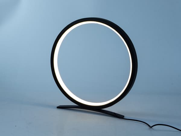 LED-pöytälamppu himmennettävä 3 värilämpötilaa USB musta Ø25 cm