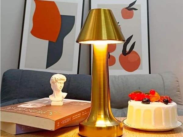 Bordlampe LED touch dæmpbar 3 lysindstillinger genopladelig guld 23,5 cm