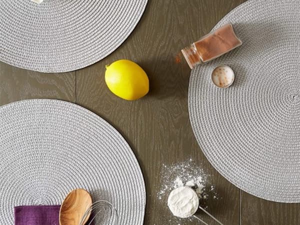 Pyöreä pöytätabletti muovia punottu harmaa Ø38 cm 1 kpl