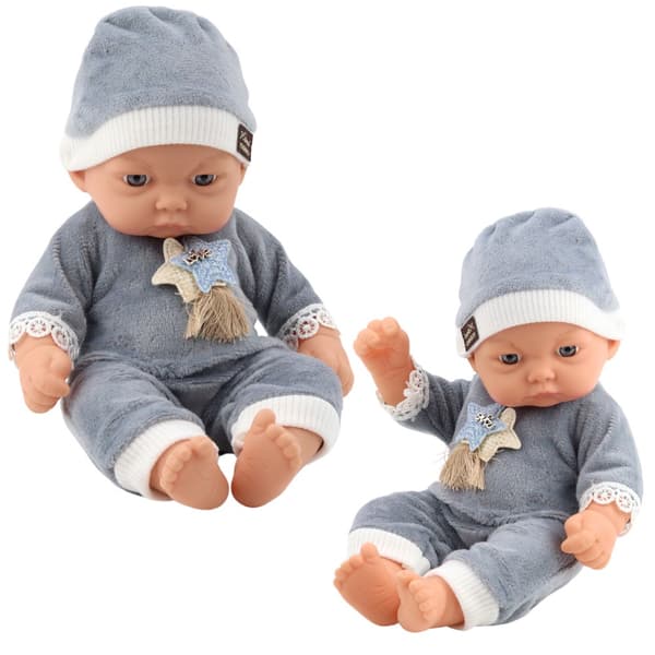 Babydukke 24 cm med grå pyjamas og hue, sæt