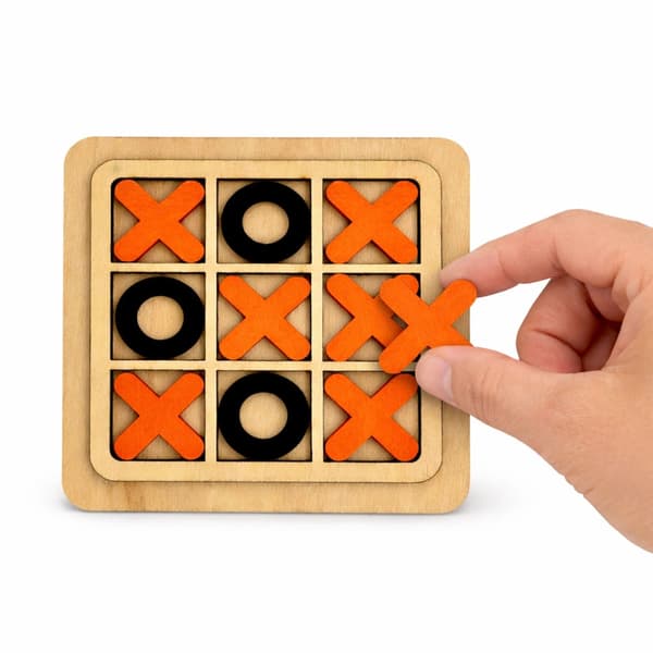 Tic-Tac-Toe spel i trä 14x14 cm för 2 spelare