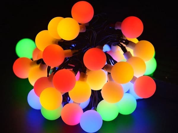 Aurinkokäyttöinen valosarja 20 LED moniväri 4,5 m 8 tilaa