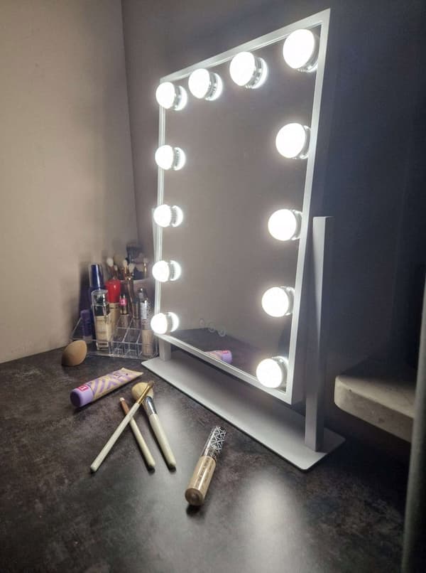 LED-makeupspejl 12 LED dæmpbar 3 lysindstillinger USB 30x40 cm