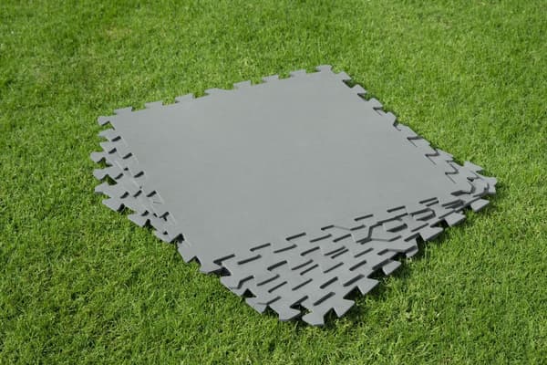 Poolunderlägg skummatta 50x50 cm 9-pack skydd mot punktering
