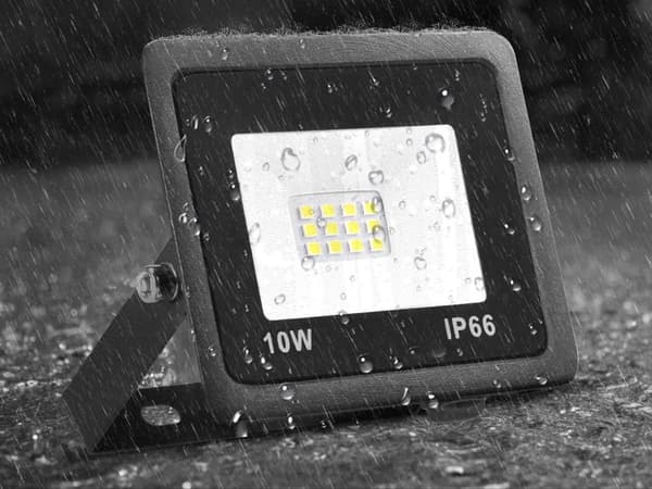 LED-projektør 10W 6000K IP66 udendørs mat sort metal
