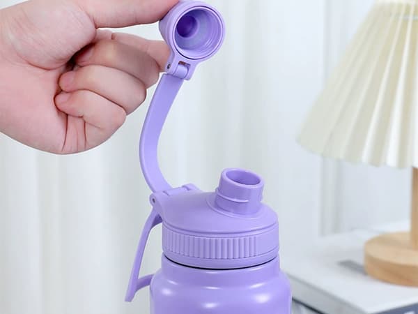 Termosflaska 700 ml rostfritt stål dubbelvägg med vikbart handtag