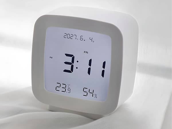 Digitalt vækkeur LCD med dato temp luftfugtighed hvid 8x8,5 cm