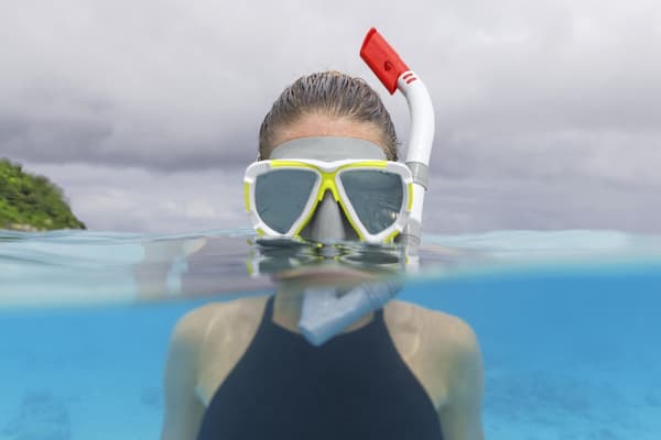Dykset med snorkel och mask för barn 14+ år