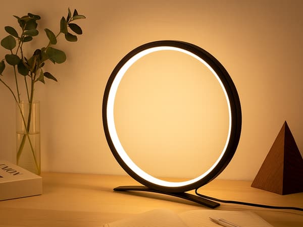 LED-pöytälamppu himmennettävä 3 värilämpötilaa USB musta Ø25 cm
