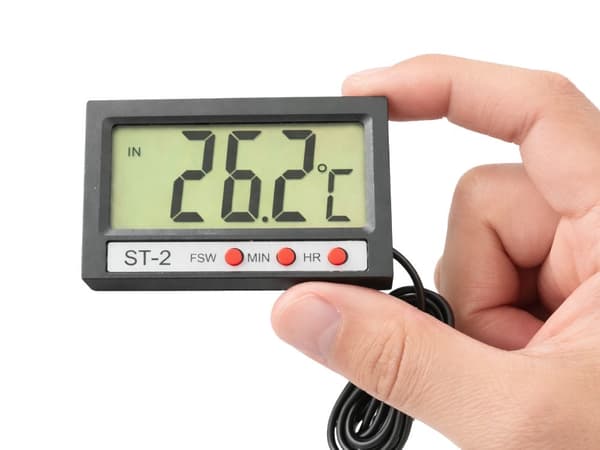 Digital termometer med extern givare 100 cm -50 till 70°C LCD