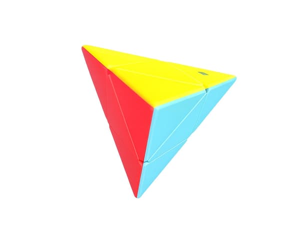 Pyraminx 3D-puslespil pyramide i plast 9,5 cm flerfarvet