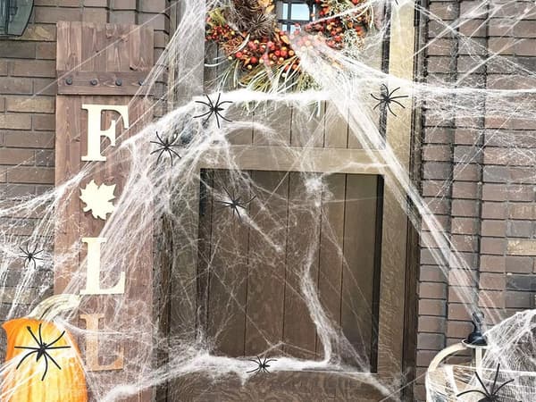 Halloween spindelnät vitt stretch inkl 4 spindlar