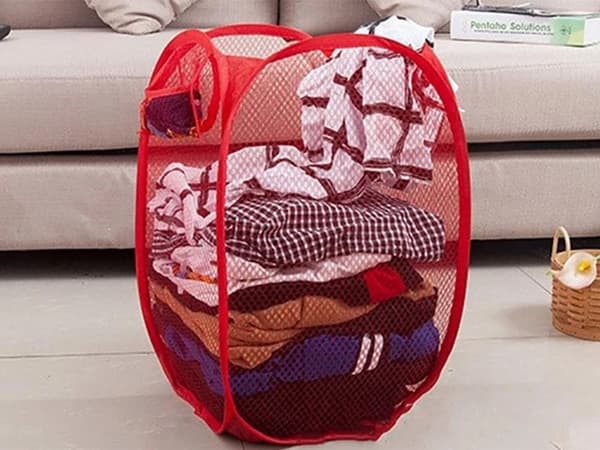 Sammenfoldelig opbevaringskurv i mesh 40 L rød 47x26x26 cm