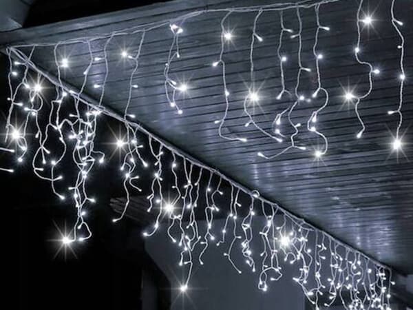 LED lysgardin icicle 300 LED koldhvid 10,4 m hvid kabel 8 tilstande