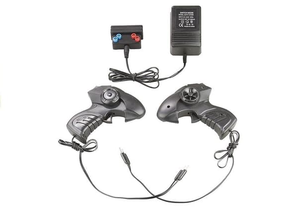 Autorata 565 cm, 2 formuliautoa, silmukat ja 220V-adapteri