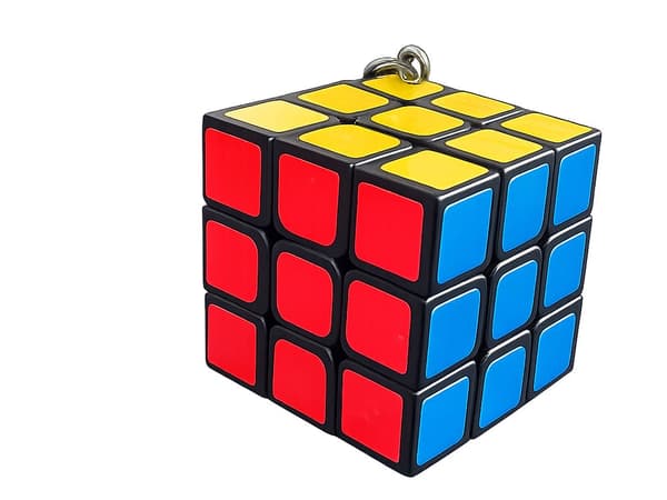 Rubiks kube nøglering mini 3x3 3 cm multicolor med metalnøglekæde