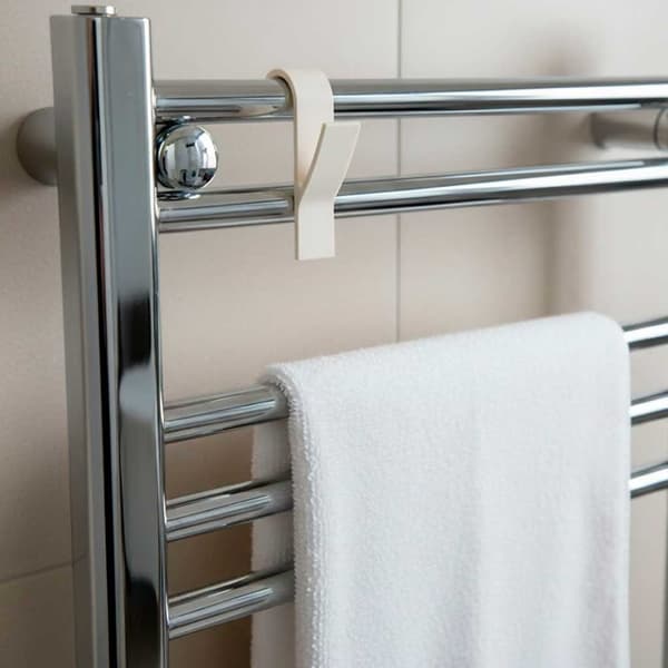 Radiatorhängare i plast creme 9,5 cm för handdukar och kläder