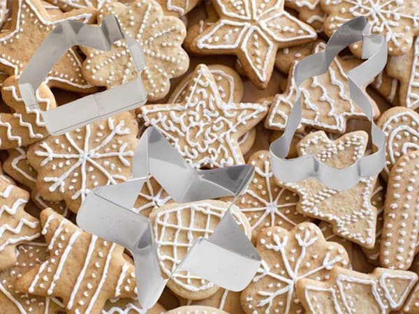 Peberkageforme julemotiv i stål 15-pack sølv 5,5–9 cm