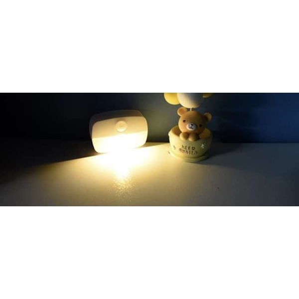 Trådlös LED-lampa med rörelsesensor vit, 3xAAA (ingår ej)