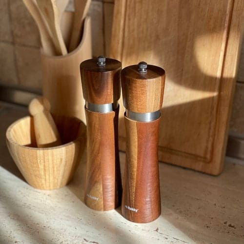 Salt- och pepparkvarn set 2-pack akaciaträ 21 cm keramisk kvarn