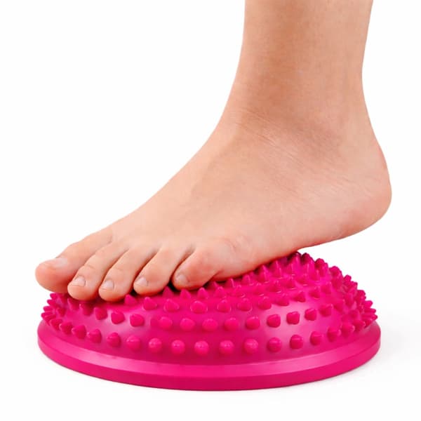 Sensorisk balanshalvboll 16 cm med massageknoppar för rehab och terapi
