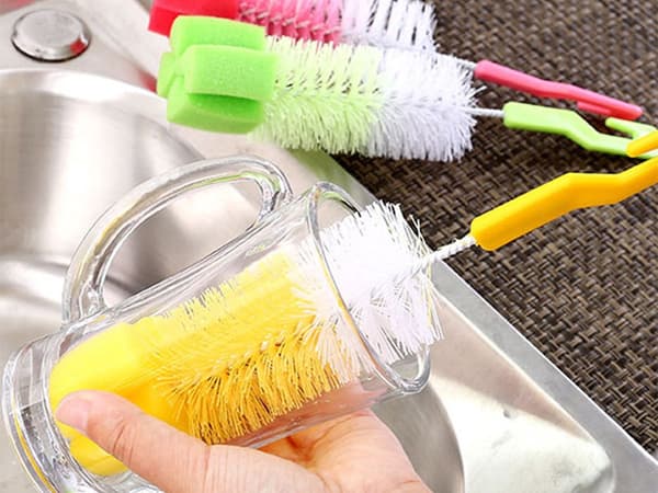 Flaskborste med svamp för glas- och plastflaskor blandade färger