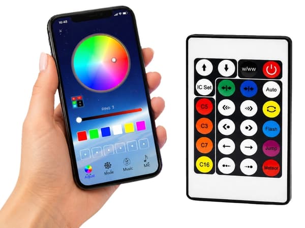 RGB LED-list 10 m USB 5V IP65 med Bluetooth-app och fjärrkontroll