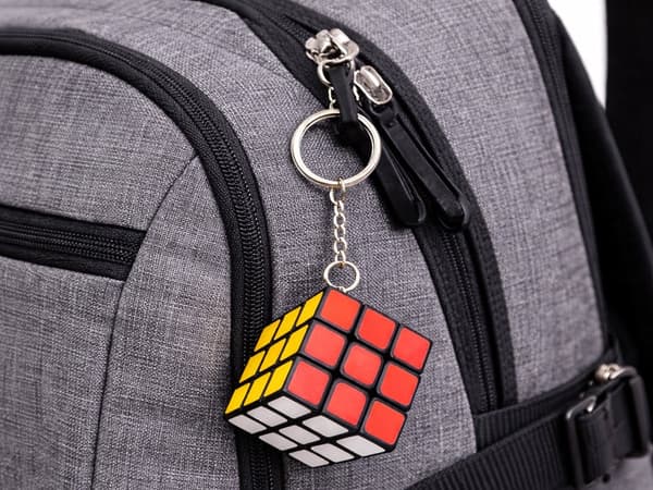 Rubiks kube nøglering mini 3x3 3 cm multicolor med metalnøglekæde