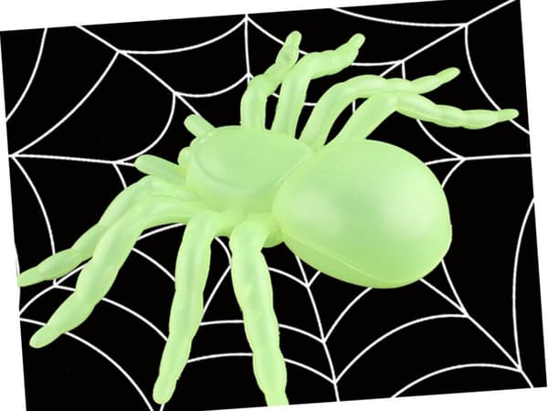Halloween-edderkopper selvlysende 11x7 cm 2-pak plast grøn