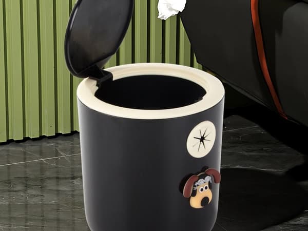 Mini papirkurv 2 L plast med automatisk åbning hundedesign sort/hvid