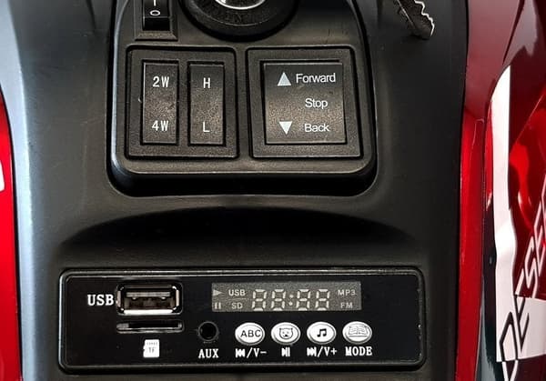 Elektrisk firehjuling til børn 4x45W 12V rød, 3-8 km/h