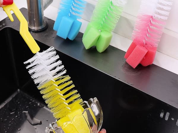 Flaskebørste med svamp til glas- og plastikflasker, blandede farver