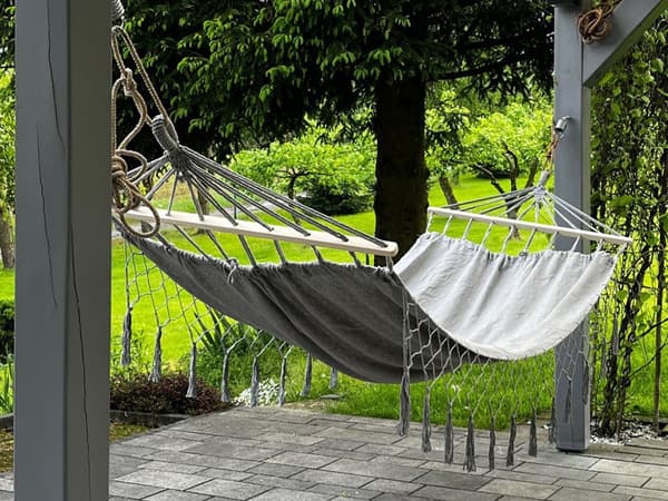 Hängmatta grå 200x100 cm med cover 2 fästrep och bärväska