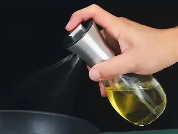 Öljysumutinpullo 200 ml lasi/muovi hopea 26 cm