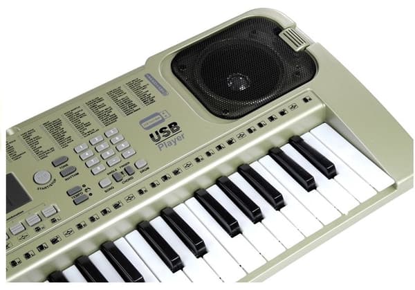 Keyboard-lelu 70 cm mikrofonilla, tallennuksella, LCD:llä ja kaiuttimilla