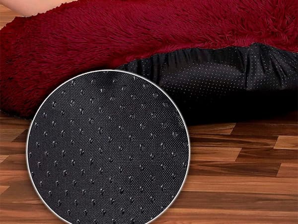 Hundeseng plys rund 80 cm skridsikker underside mørkerød