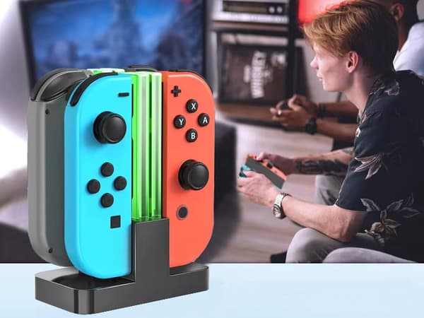 Latausasema Nintendo Switch Joy-Conille, lataa 4 ohjainta samanaikaisesti, USB-C