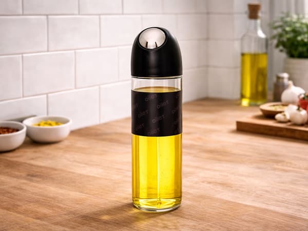 Oljedispenser glas 510 ml med gravitationskork svart