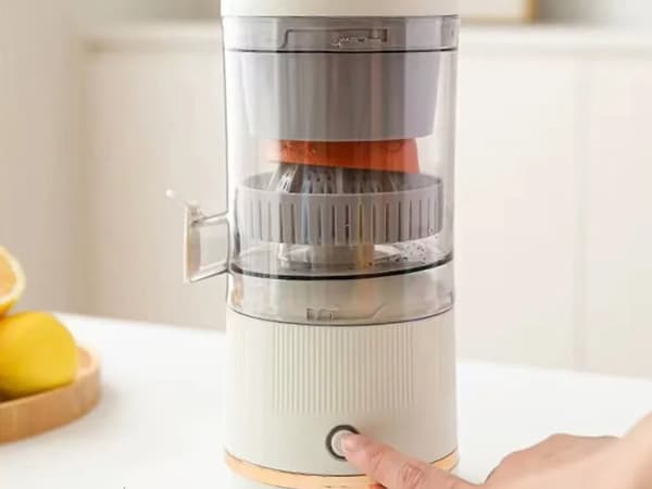 Sladdlös citruspress 500 ml 45 W USB-C vit plast