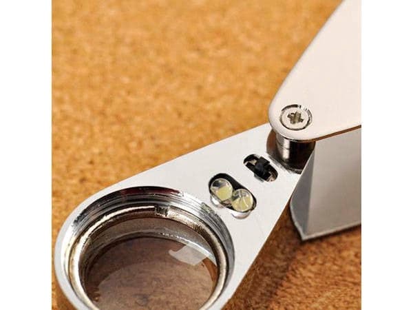 Juvelerarlupp 30x med 2 LED aluminium silver lins 21 mm