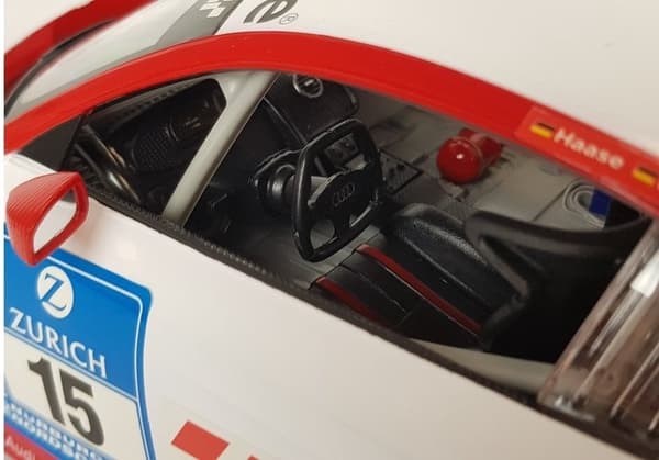 Fjernstyret Audi R8 LMS 1:14 med lys hvid/rød, 6+ år