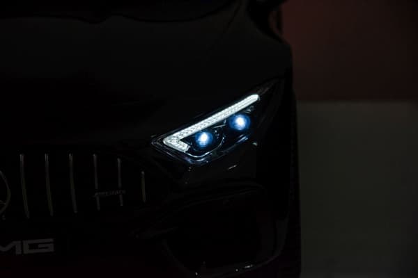 Batteridrevet elbil til børn Mercedes AMG SL63 sort