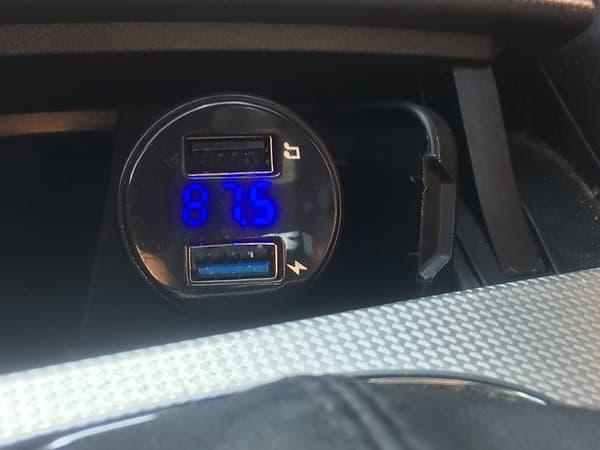 FM-sender Bluetooth til bil med handsfree MP3 og 2x USB 12-24V
