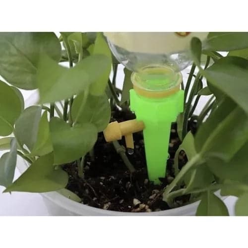 Automatisk vandingsspids til planter, til 1,5 L flaske, grøn