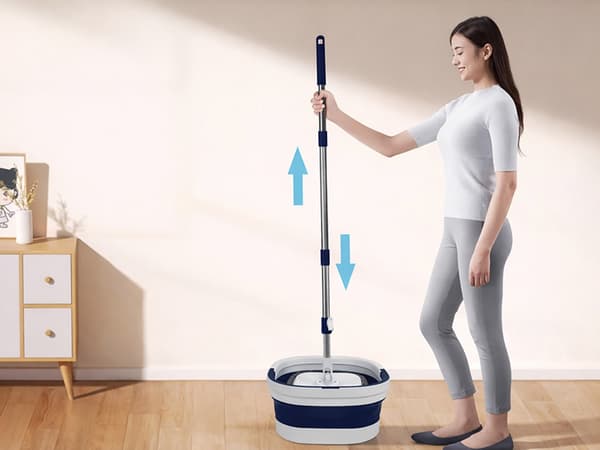 360° roterende moppe med spand, teleskopskaft 130 cm, 2 mikrofiberklude