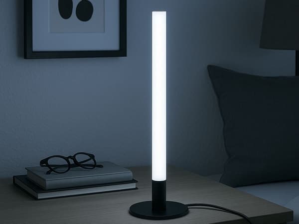 LED gulvlampe 40 cm USB 3 lysindstillinger metal sort