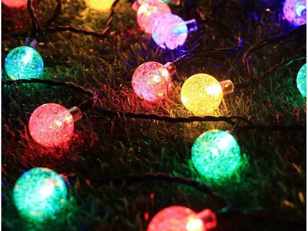 Aurinkokäyttöinen valosarja 20 LED moniväri 4,5 m, 8 valotilaa
