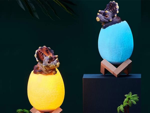Dinosaurlampe Triceratops-æg natlampe RGB LED med træfod